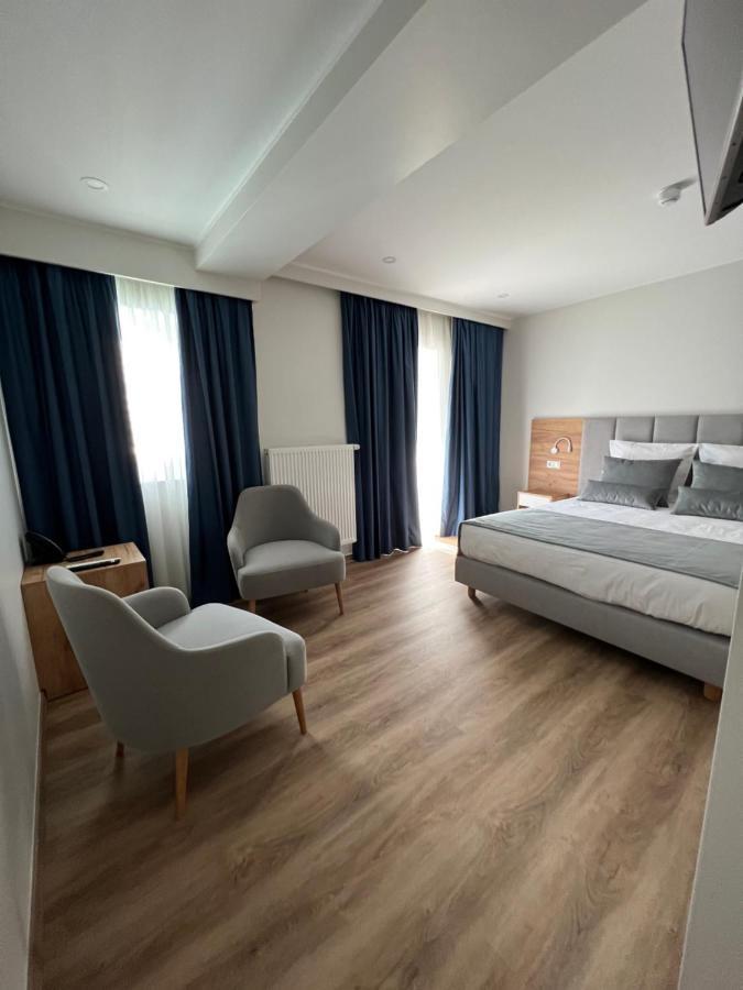 Hotel Le Postillon Echternach Exterior foto